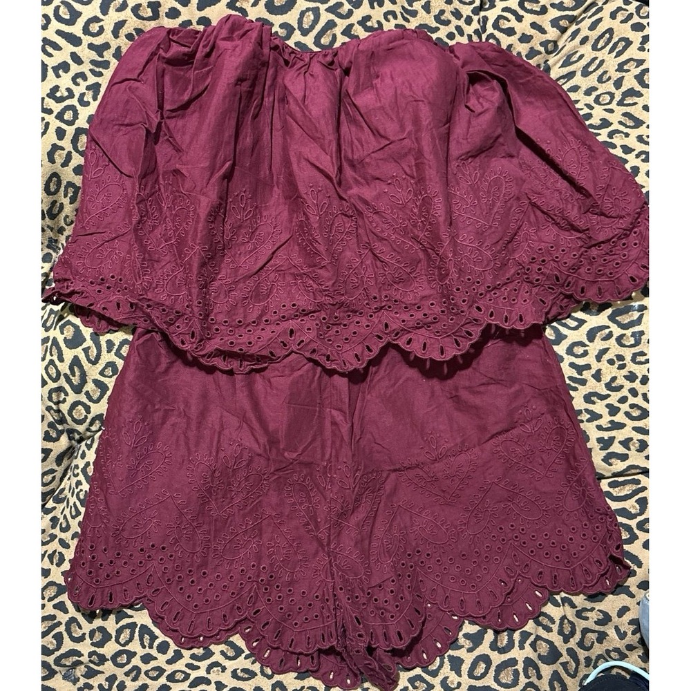 NEW H&M Women's Burgundy Strapless Scallop Trim Romper, Size 4